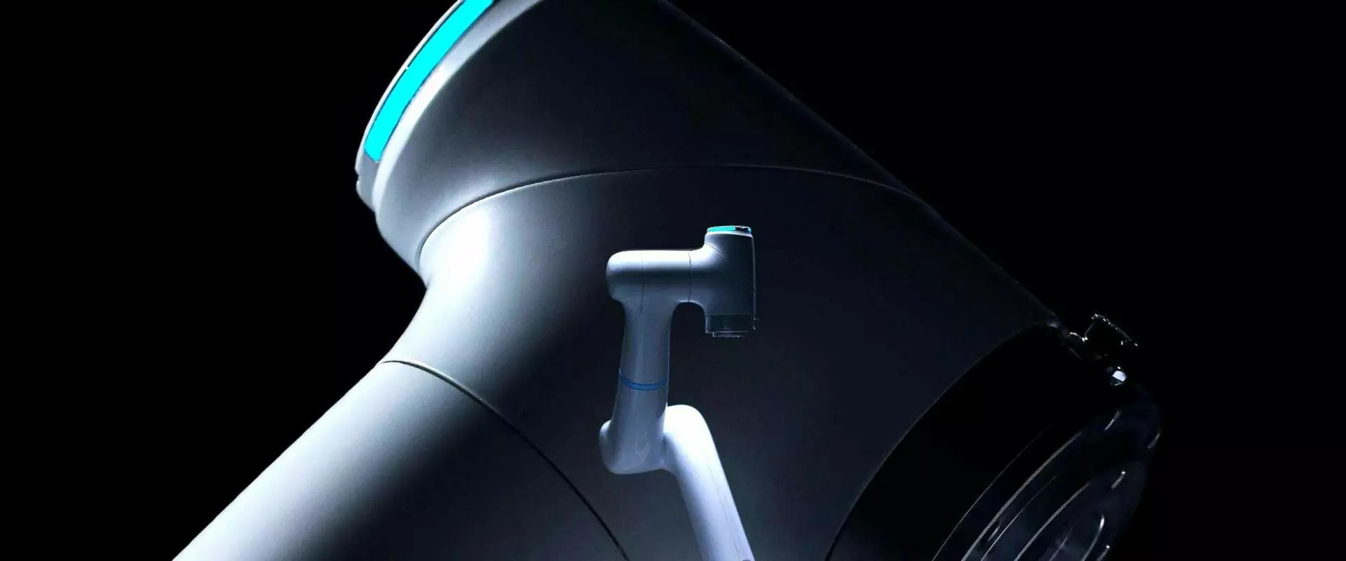 Seria xMate CR 1 Cobot ROKAE xMate CR w pracy na stanowisku produkcyjnym