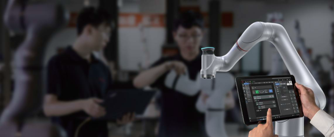 Robot spawalniczy 6 Programowanie cobota przez prowadzenie ręką
